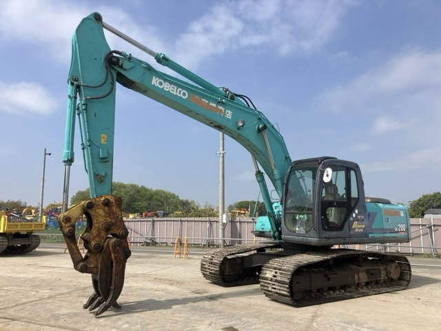 SK200-6ES